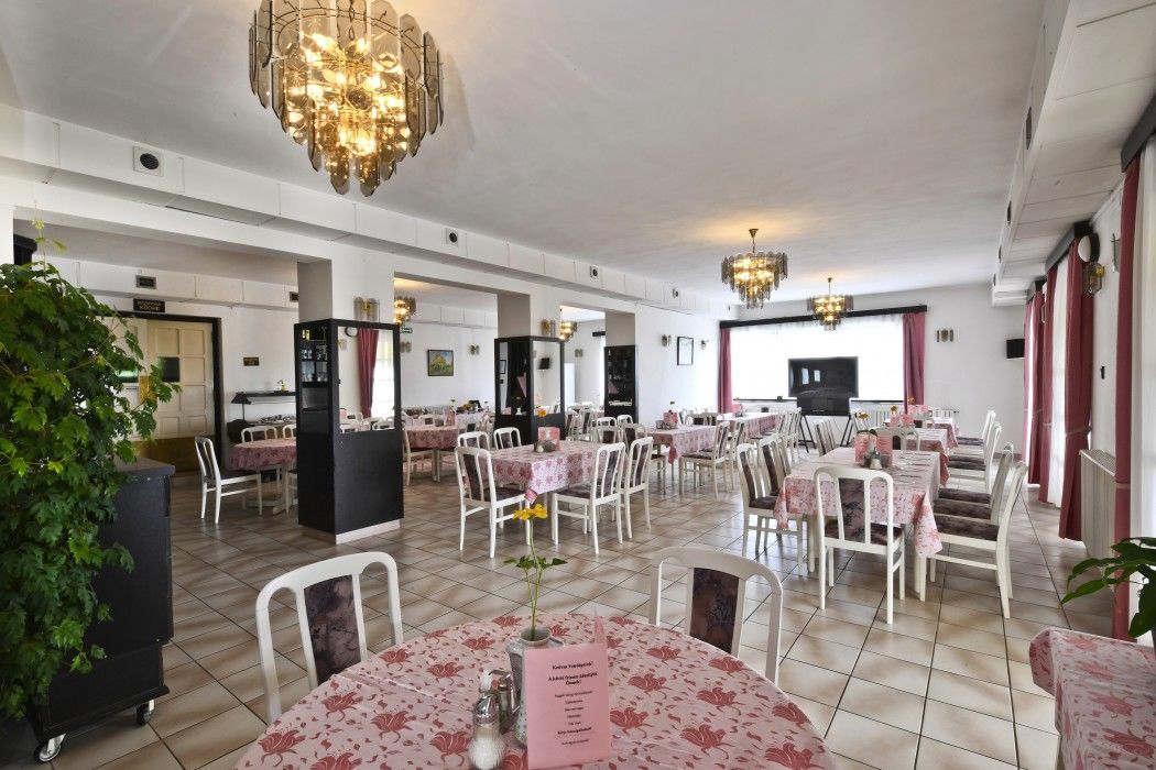 Budai Hotel Будапеща Екстериор снимка